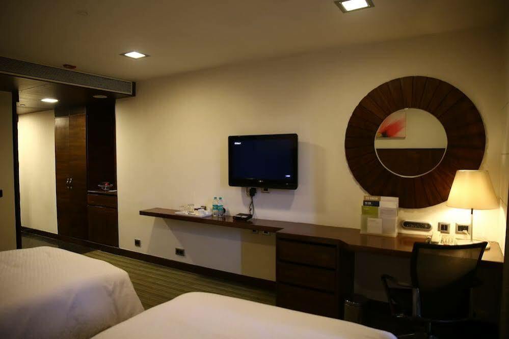 Four Points By Sheraton Visakhapatnam Exterior foto